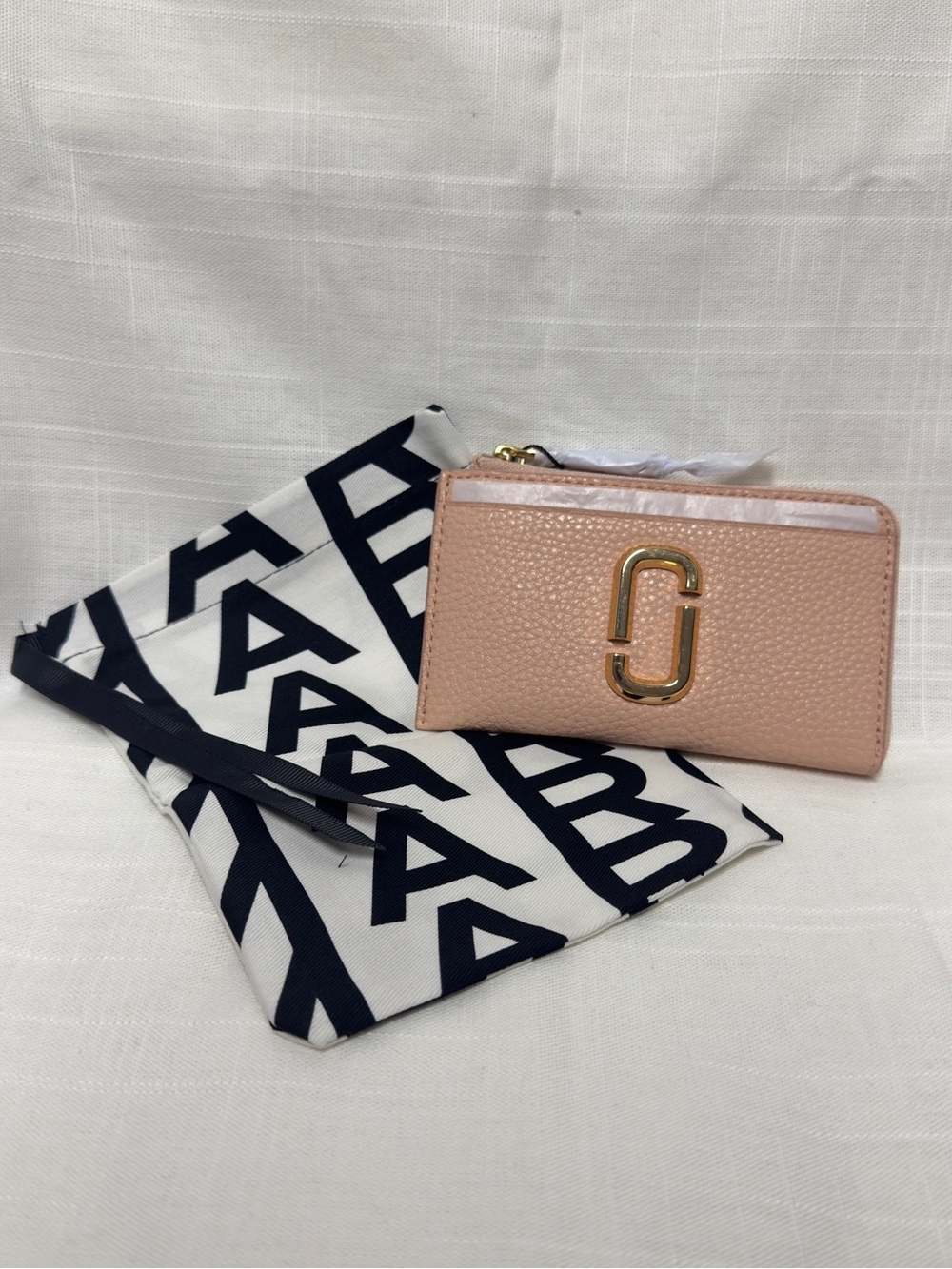 Marc Jacobs The J Marc Top Zip Multi Wallet (Rose color)-NWT